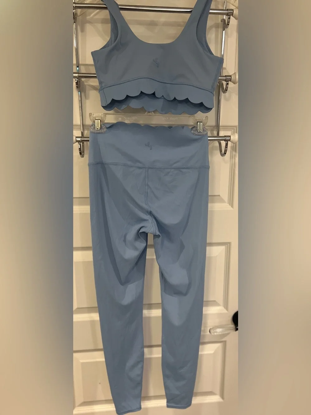 JoyLab Blue Scallop-Edge matching set Sports Bra + Leggings